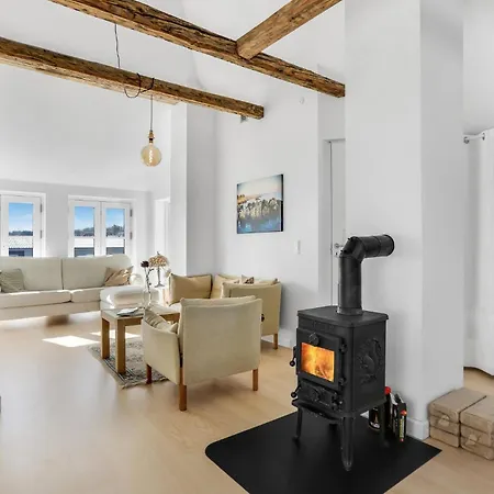 2 Bedroom Beautiful In * Allinge-Sandvig