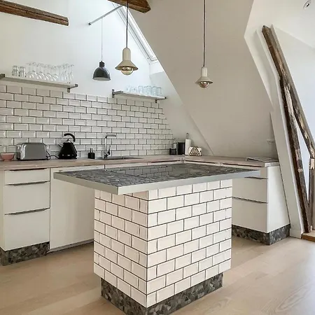 2 Bedroom Beautiful In *