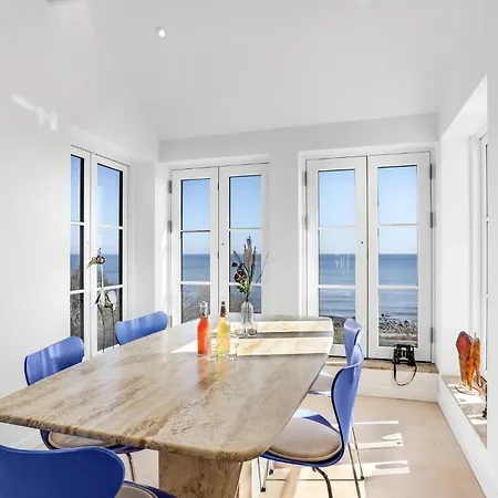 2 Bedroom Beautiful In * Allinge-Sandvig