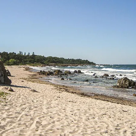 2 Bedroom Beautiful In *