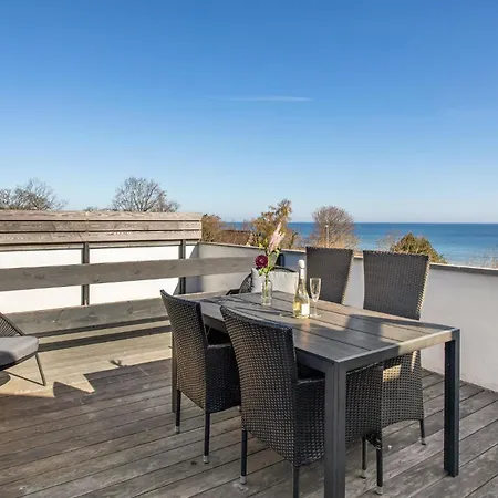 2 Bedroom Beautiful In * Allinge-Sandvig