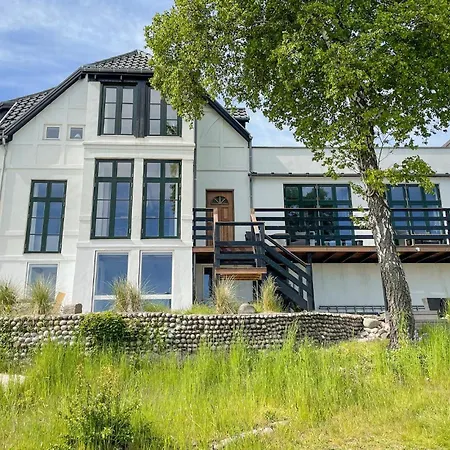 Holiday home 2 Bedroom Beautiful In